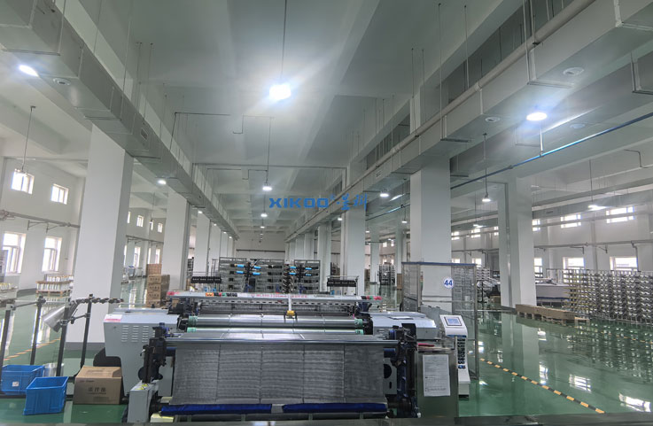 星科蒸發(fā)冷省電空調(diào)-立式管道機(jī)應(yīng)用于碳纖維生產(chǎn)車間，制冷降溫